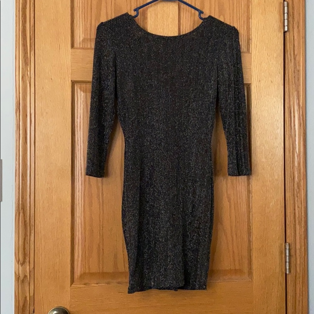 Cute low back windsor dress